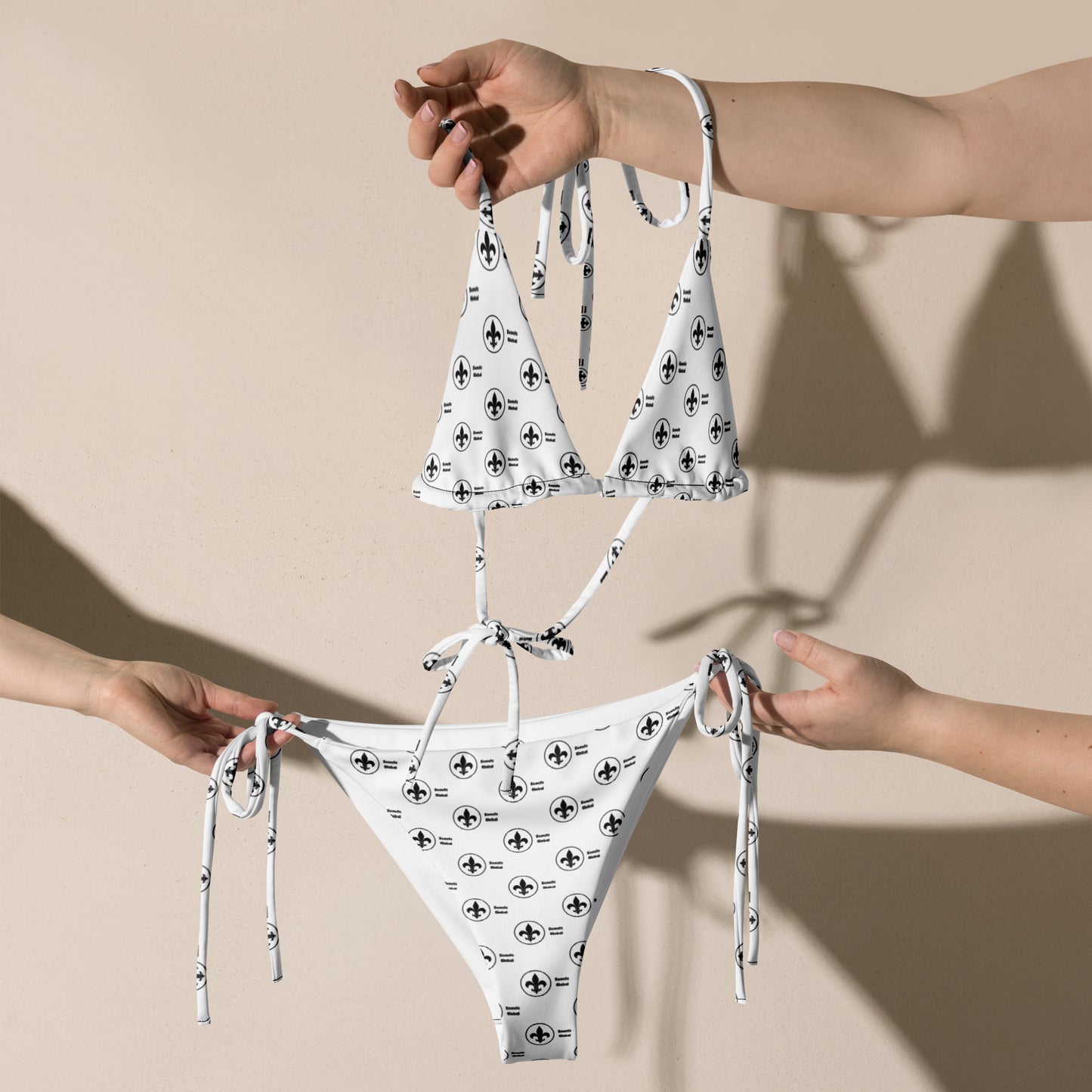 Scouts Global string bikini